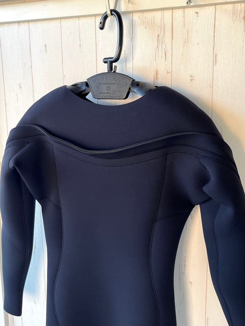 ★新品★73,700円　RASH ラッシュウェットスーツ　3.5mm フルスーツ