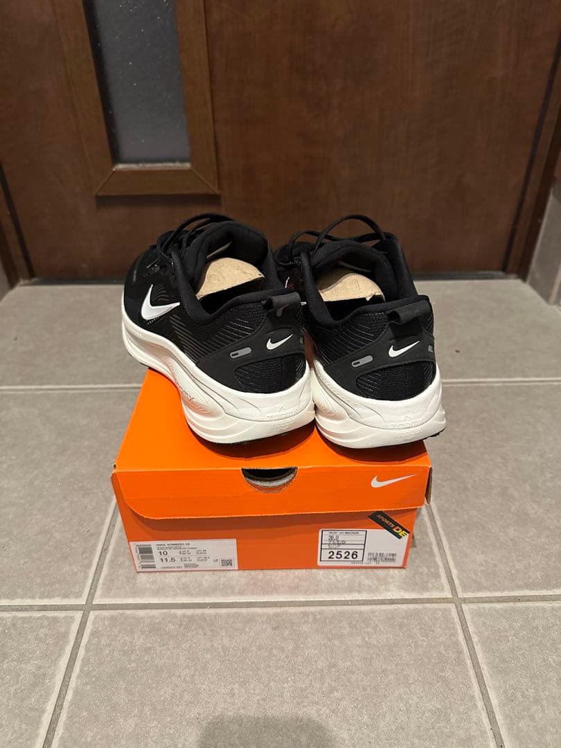 Nike Vomero 18 ナイキ　ボメロ18 28cm ランニングシューズ