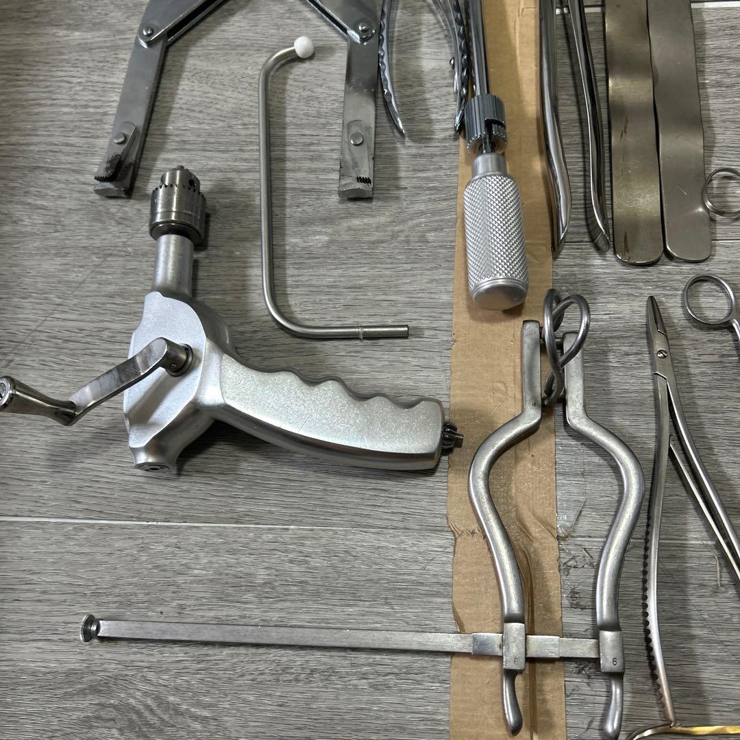 外科用器具セット ワイヤー牽引器 鉗子他30点 ステンレス製　まとめ売り