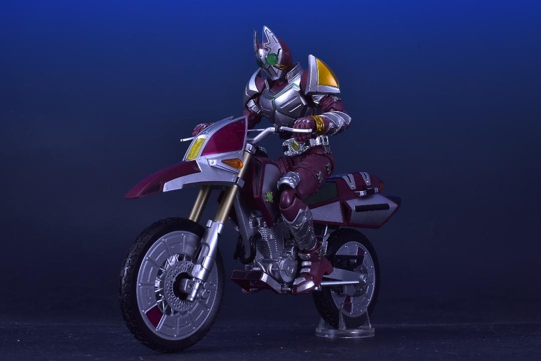 中古 S.H.フィギュアーツ 仮面ライダーギャレン&レッドランバスセット