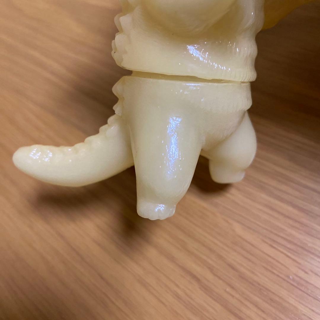 小夏屋　ネゴラ　蓄光成型　未塗装　ソフビ 5440