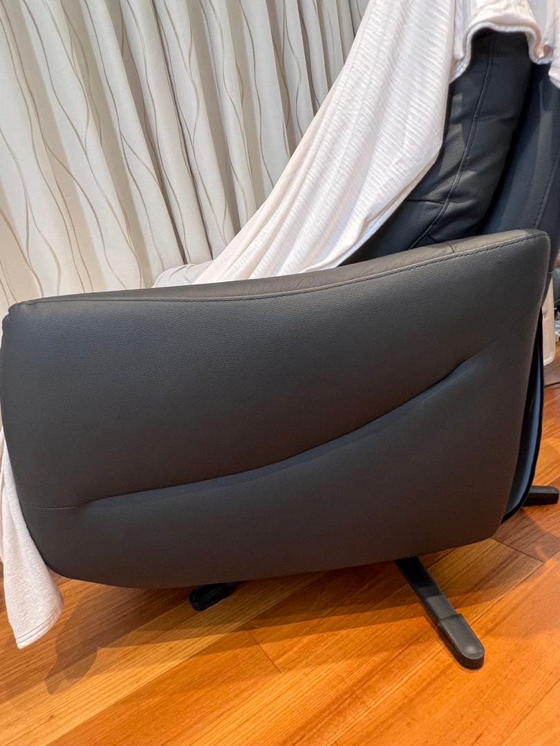 電動リクライニングパーソナルチェア (2モーター LE01-2 BK)