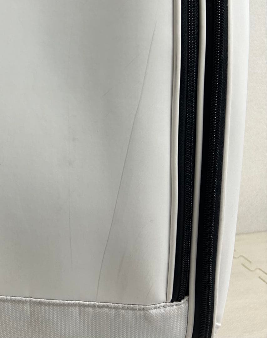 テーラーメイド　キャディバッグ　オーステック 9.5型　ホワイトブラック