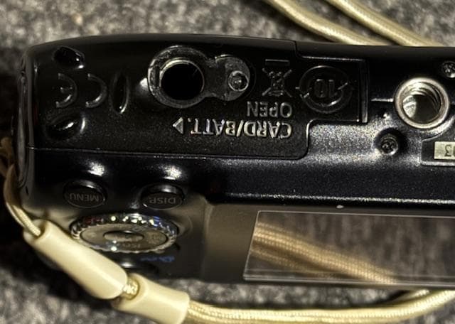 キヤノン Canon IXY DIGITAL3000 IS 黒 動作問題無し