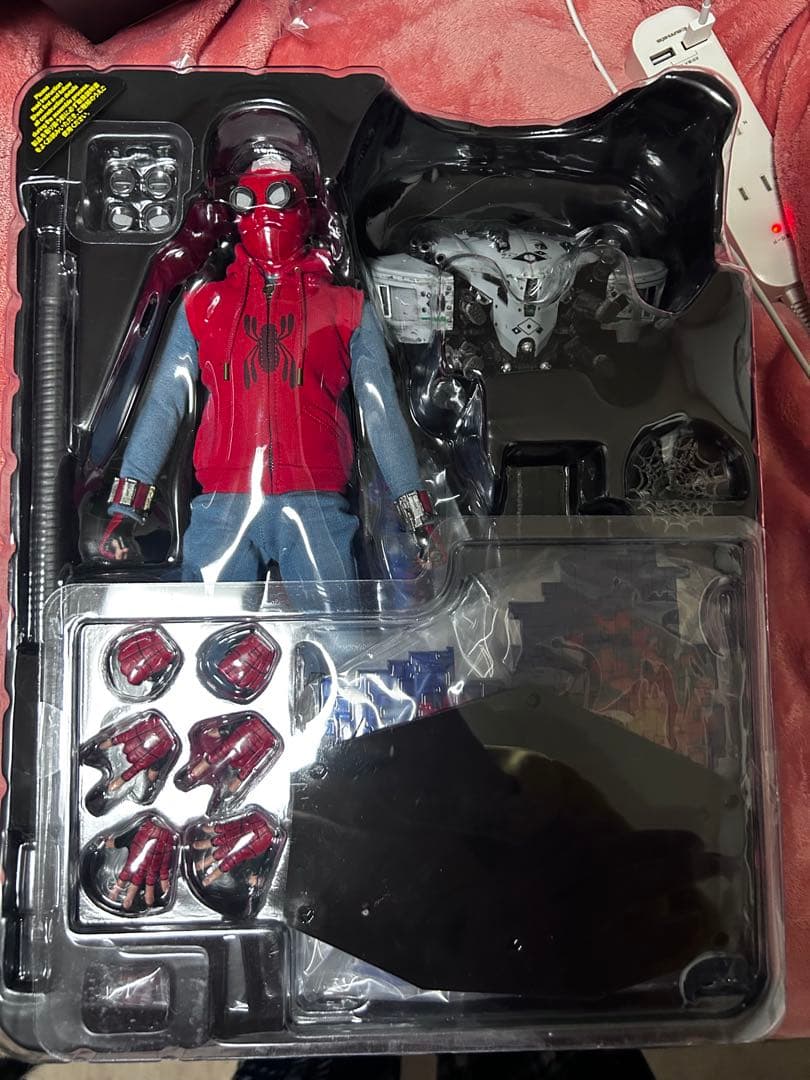 ホットトイズ　スパイダーマン　ホームメイドスーツ