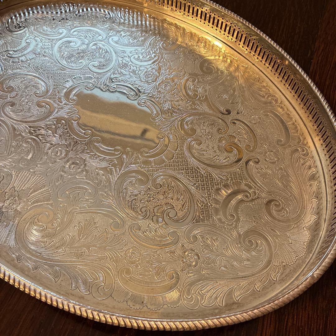 英国王室御用達アーサープライス シルバープレート エッチング模様の楕円形トレイ