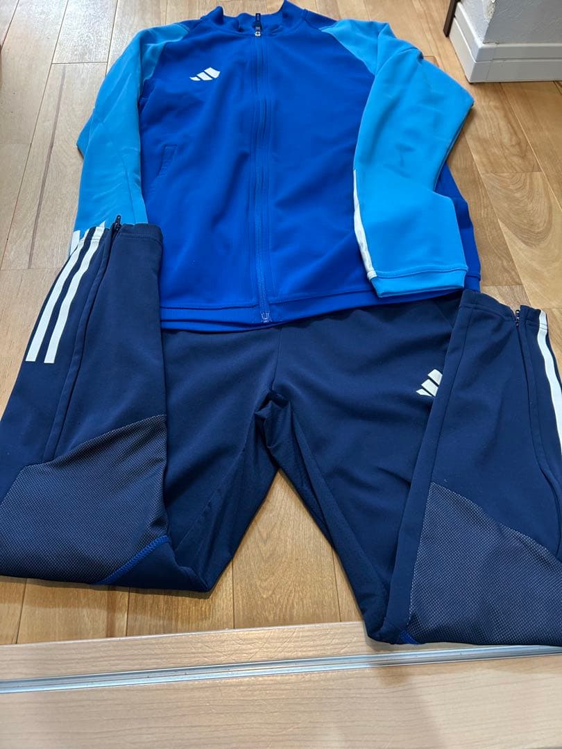 W*】様 adidas ジャージ上下　プラクティス付き