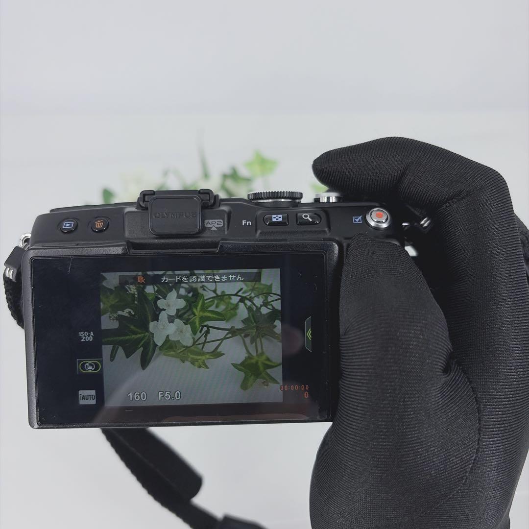 【名機】OLYMPUS PEN Lite E-PL5 黒 ズームレンズ付 854