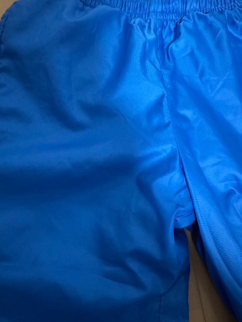 国見中サッカー　PUMA ウィンドブレーカー