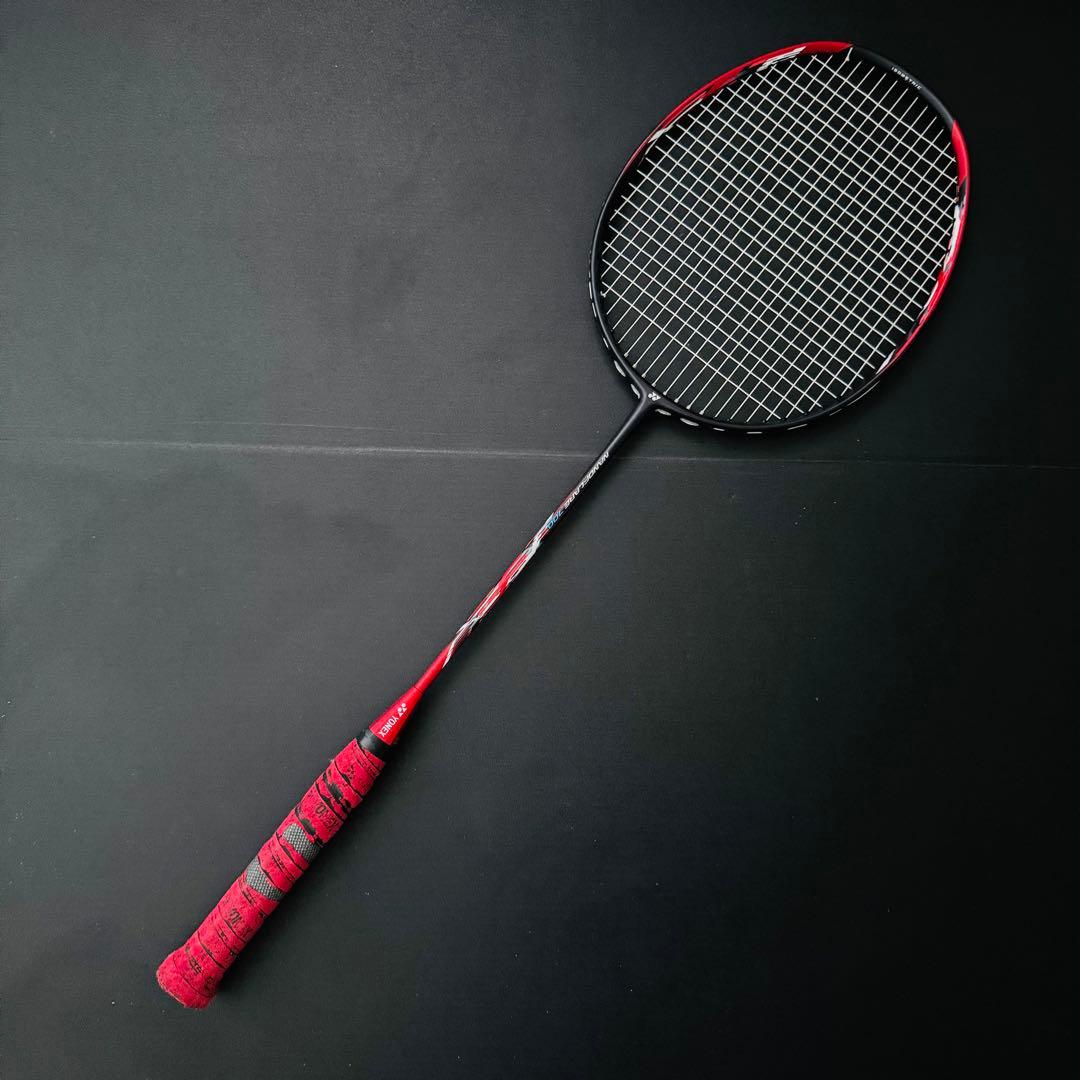 【美品】YONEX ナノフレア700 バドミントンラケット 5UG6