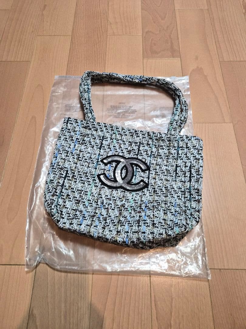 CHANEL Beauty ノベルティバッグ