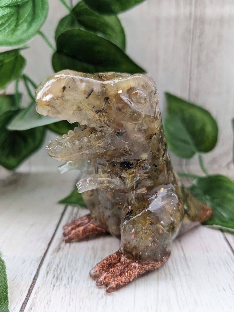 【skygray】スーパーセブンの恐竜ちゃん形オルゴナイト☆他３点