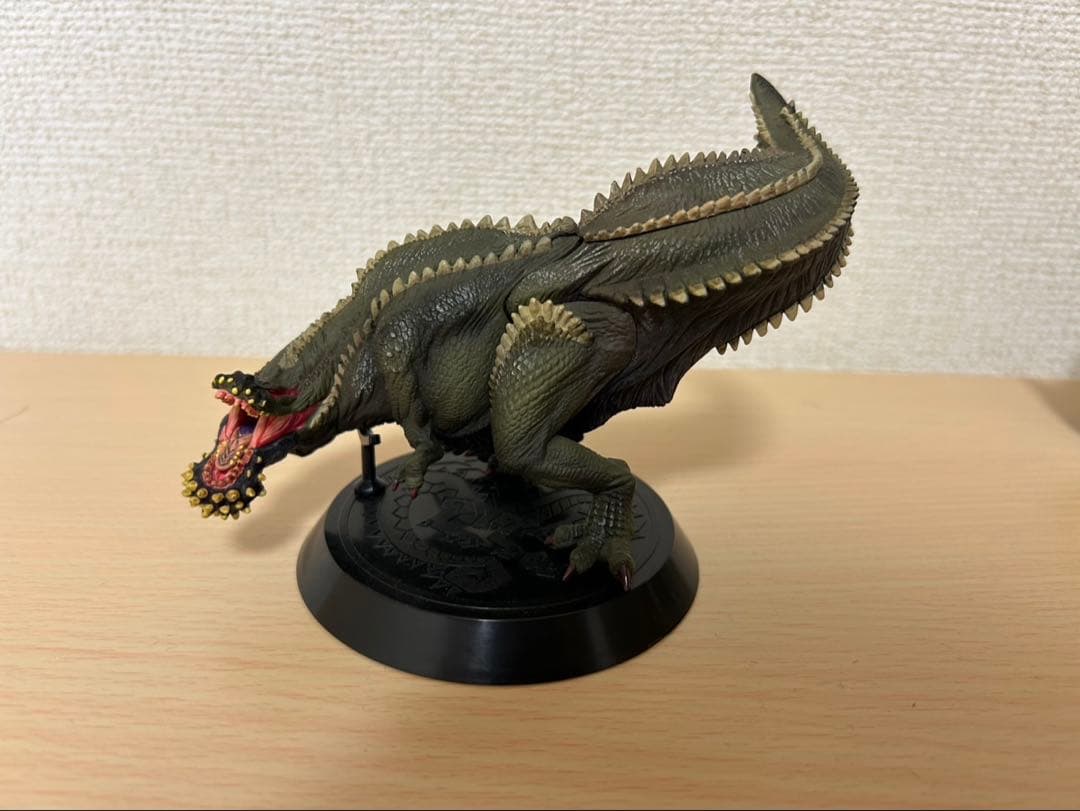 最終値下げ　モンスターハンター　フィギュア5体セット