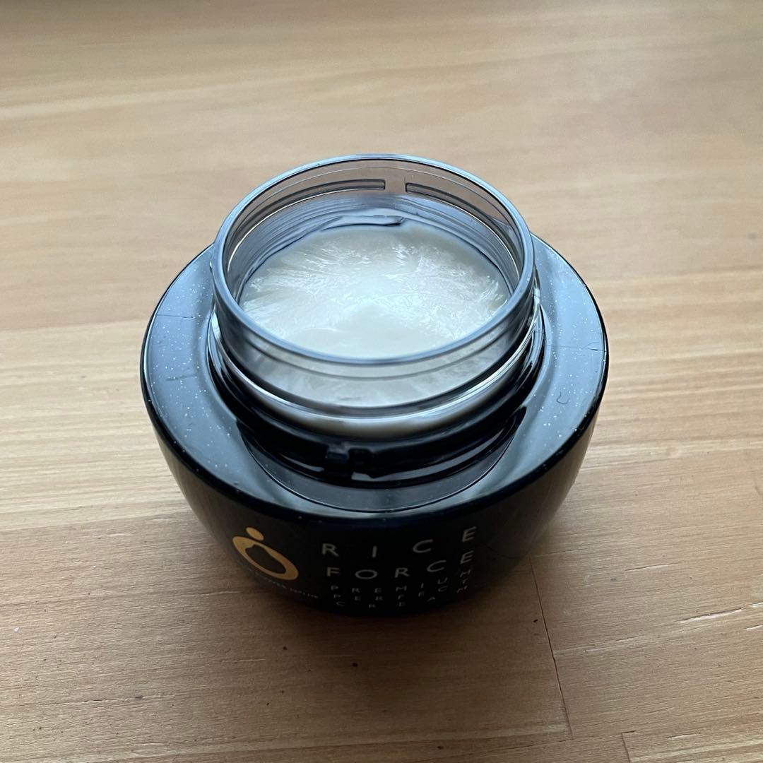 ほぼ新品 ライスフォース プレミアムパーフェクトクリーム(薬用湿潤クリーム)