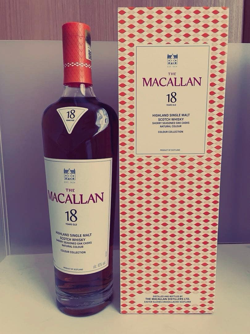 マッカラン18年　カラーコレクション