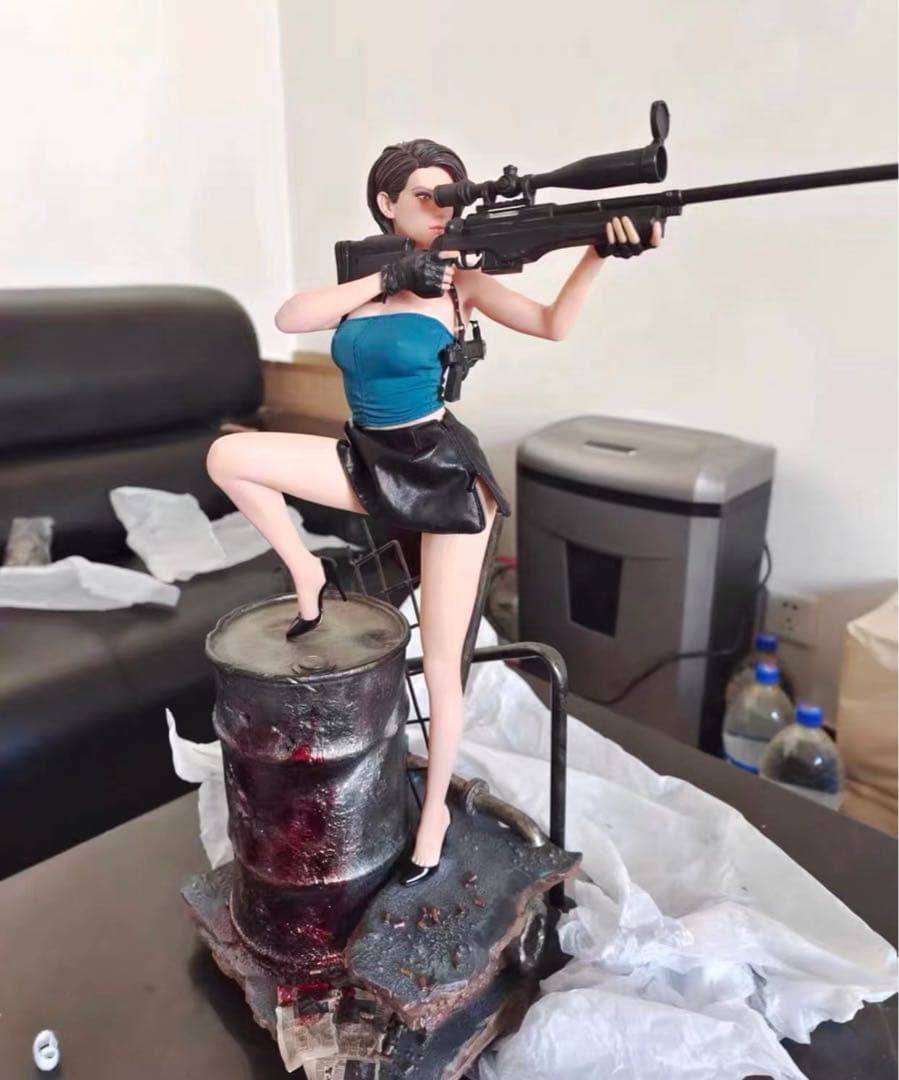 バイオハザード ジル・バレンタイン  ガレージキット ガレキ スタチュー ①