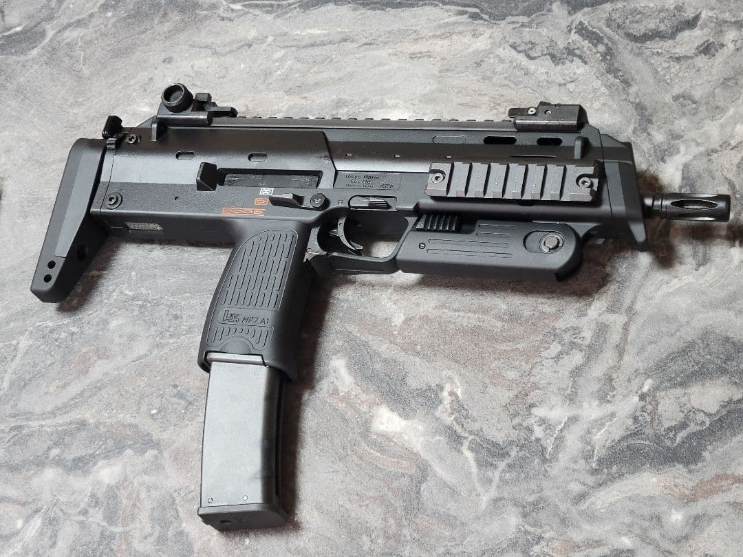 東京マルイ MP7 A1 ガスガン マガジン3本付き 新品未使用