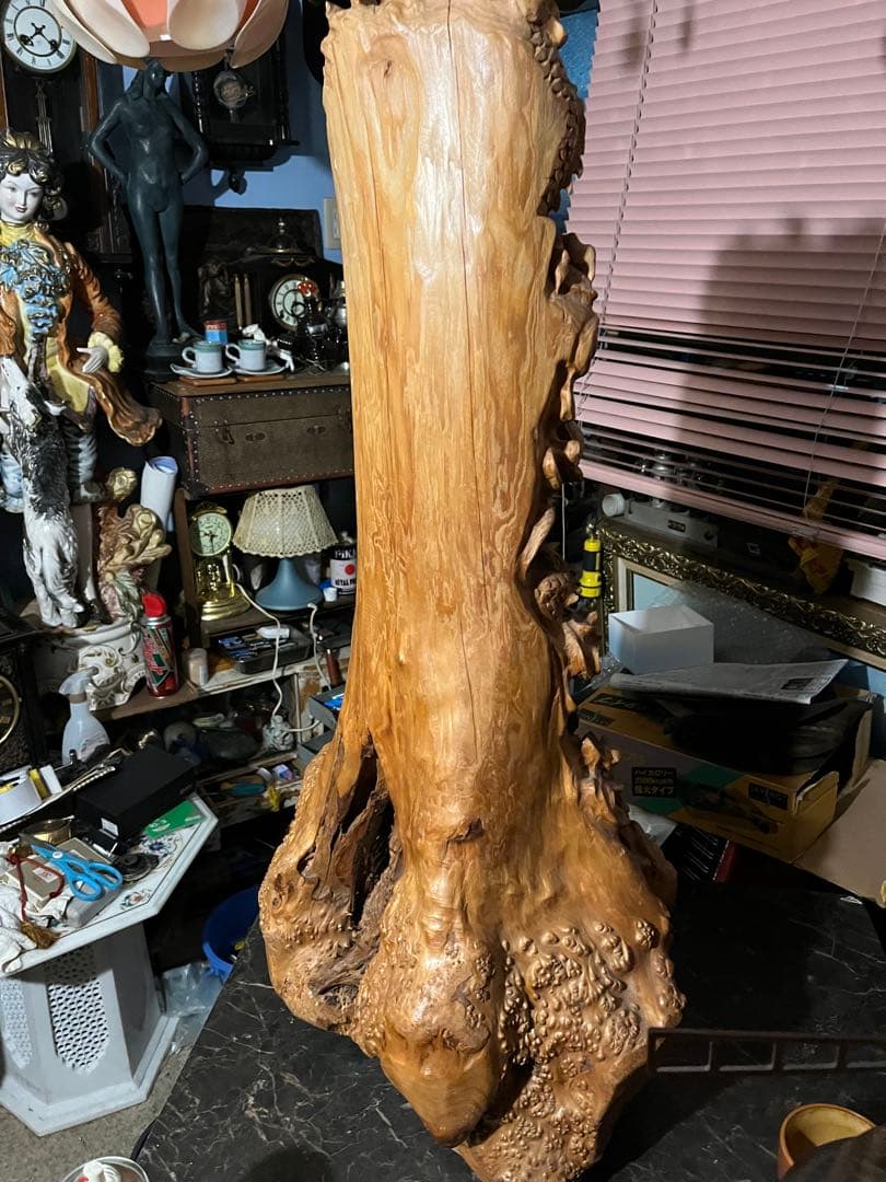 木彫り龍、90センチ龍の木彫り、特大木彫りの龍、一刀彫の龍、ドラゴン、木の株の龍
