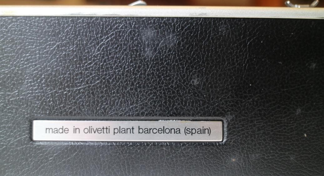 値引完動美品タイプライター Olivetti Lettera DL 国際文字配列