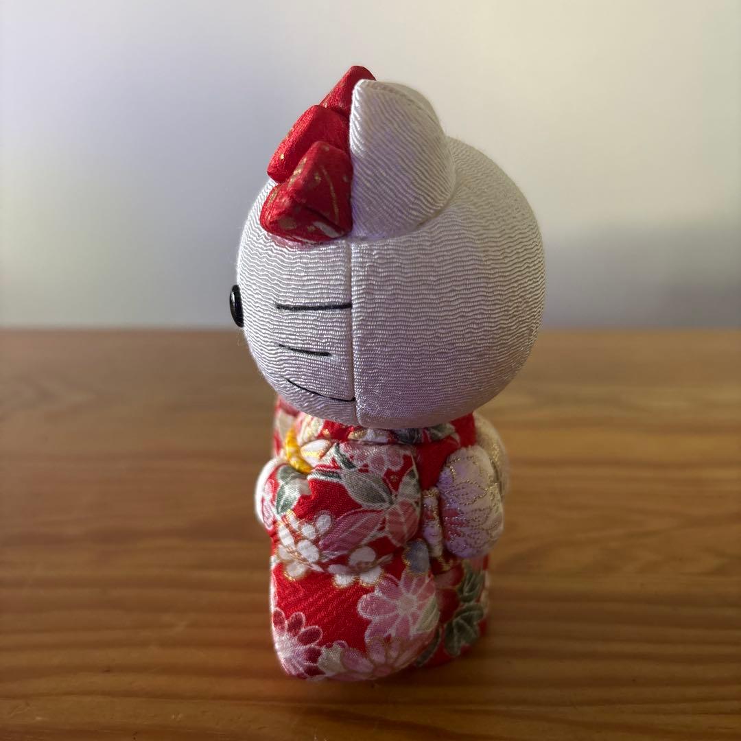 招きハローキティ 着物 縁起物