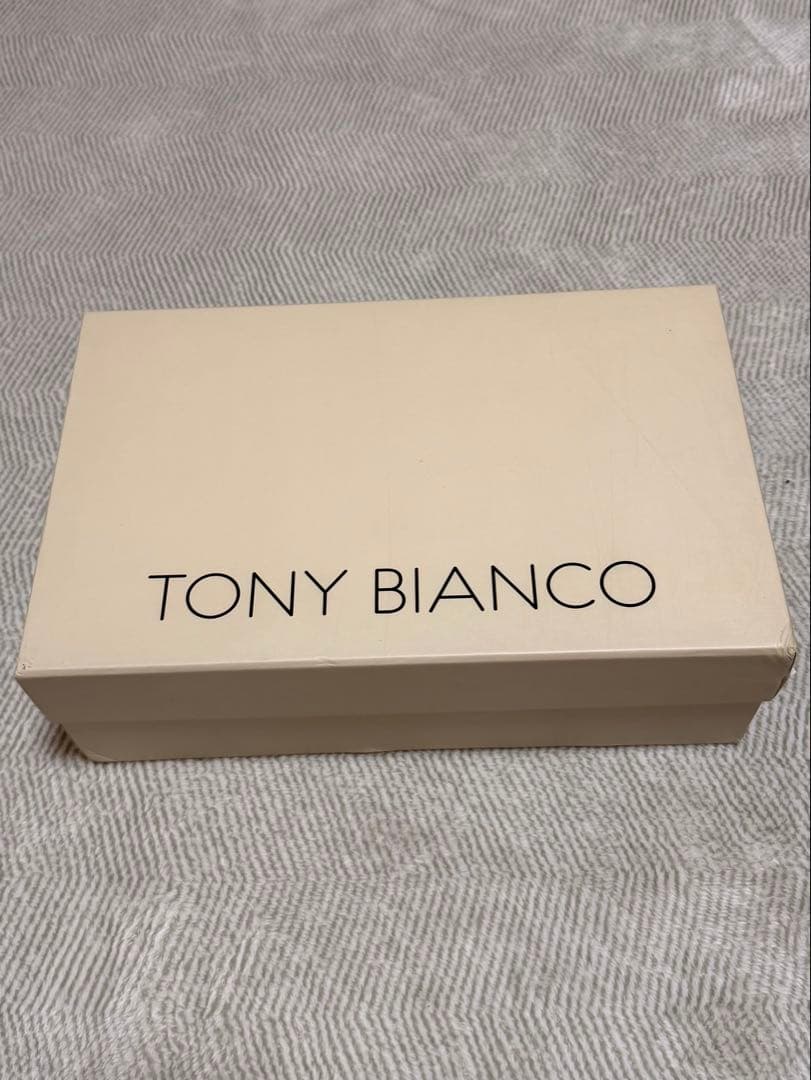 【希少】Tony Bianco ローファー 2.5cmヒール