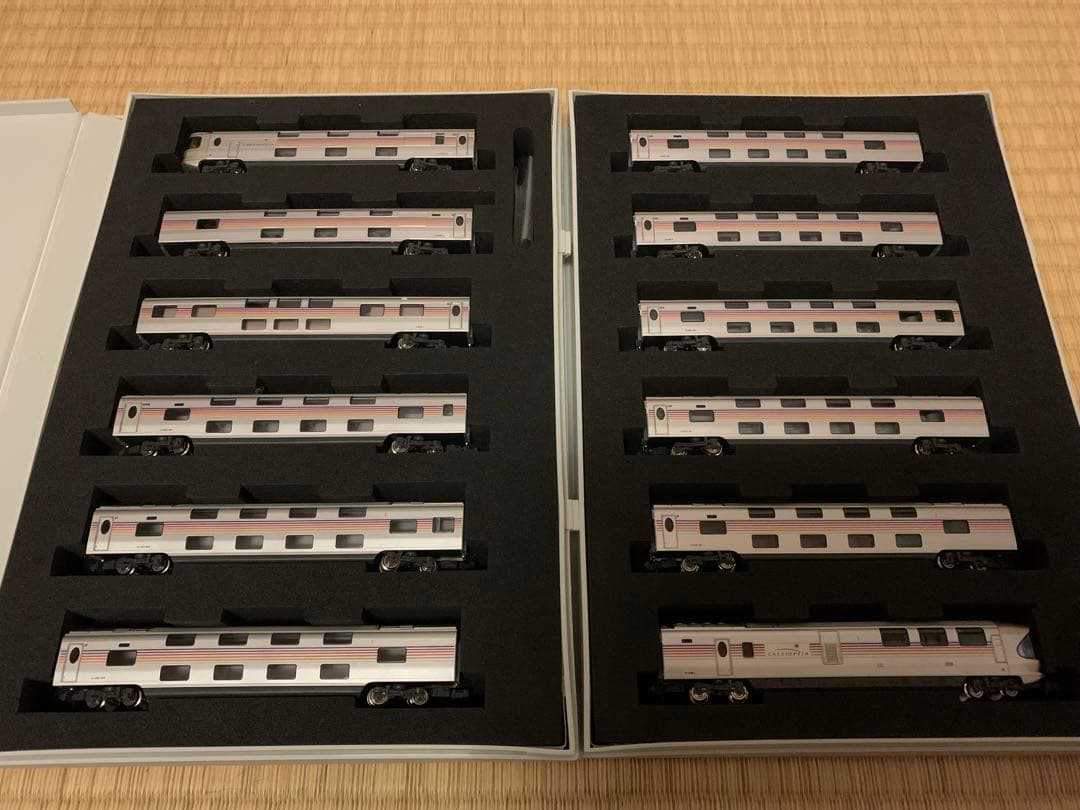 TOMIX 初回限定　寝台特急カシオペア　基本・増結セット