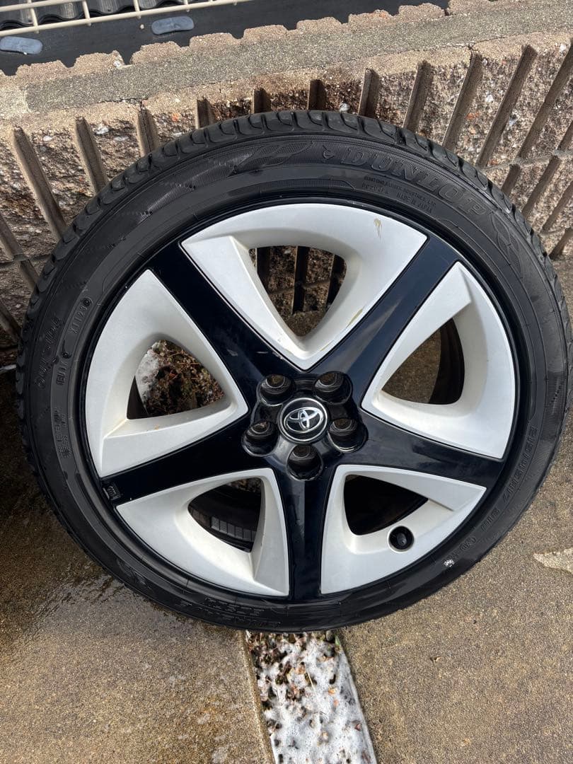 50プリウス 純正Sツーリングタイヤホイールセット　215/45/17R