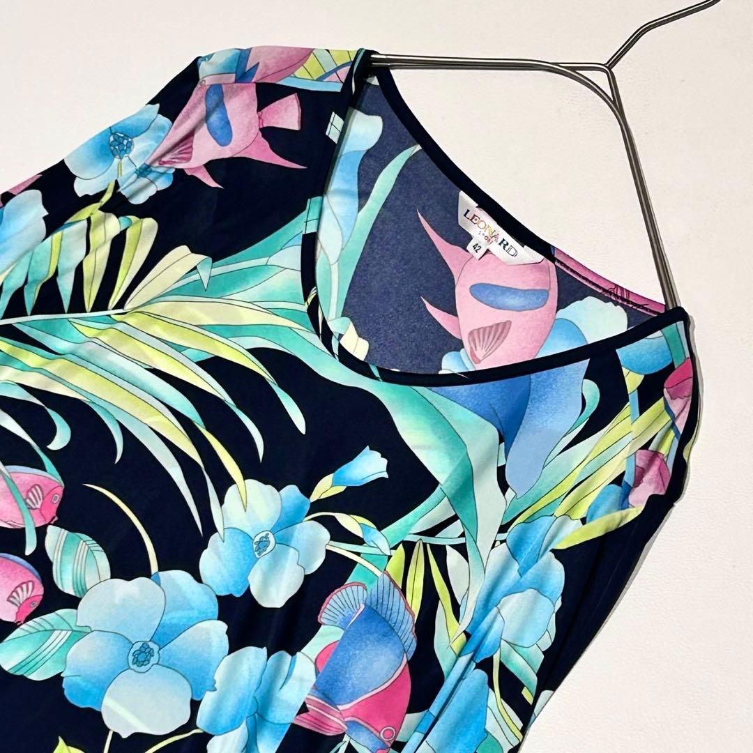 レオナール 大きいサイズ 花柄プルオーバー ブラウス ゆったり ネイビー