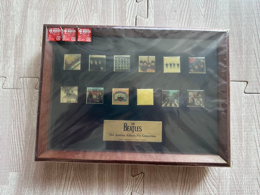 大特価　希少ビートルズ　Beatles Album Pin Collection