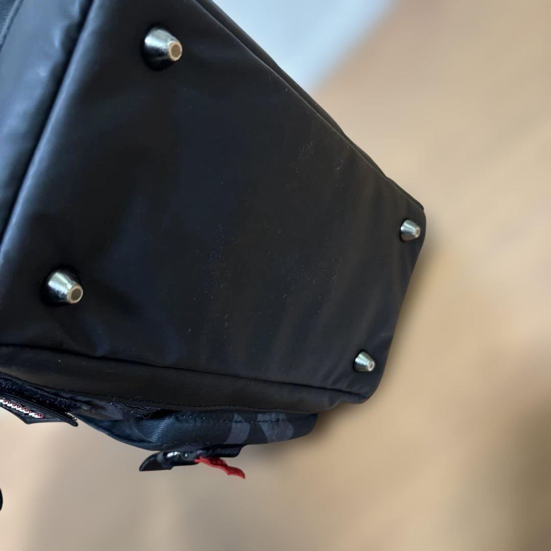 マークアンドロナ・ラウンドトートバッグ