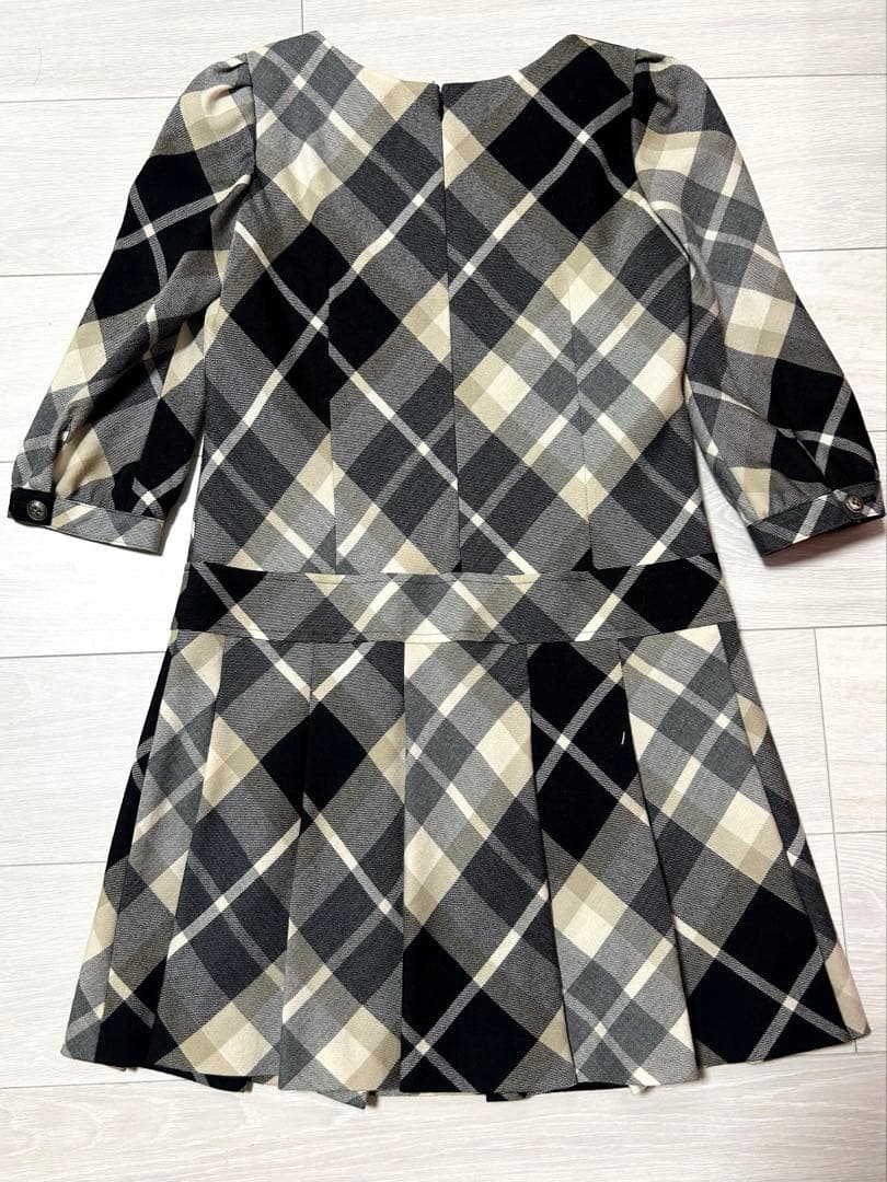 美品BURBERRYノバチェック ウール ワンピース 七分袖 36 色違い2点