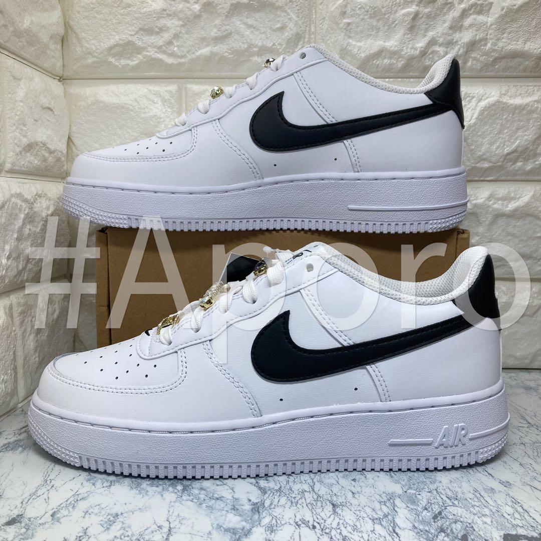 NIKE ナイキ AIR FORCE 1 エアフォース1 ホワイト 黒 23.5