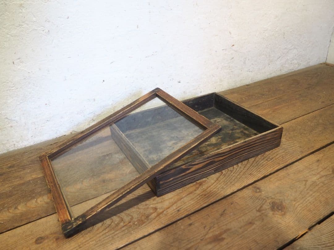 1123 ガラス蓋付の木製ケース　収納　小物入れ　古家具　駄菓子屋　昭和レトロ