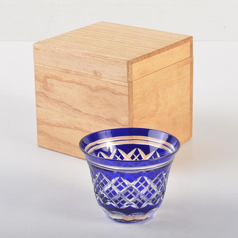 正人作　クリスタルガラス　切子　酒盃　共箱　N　6284