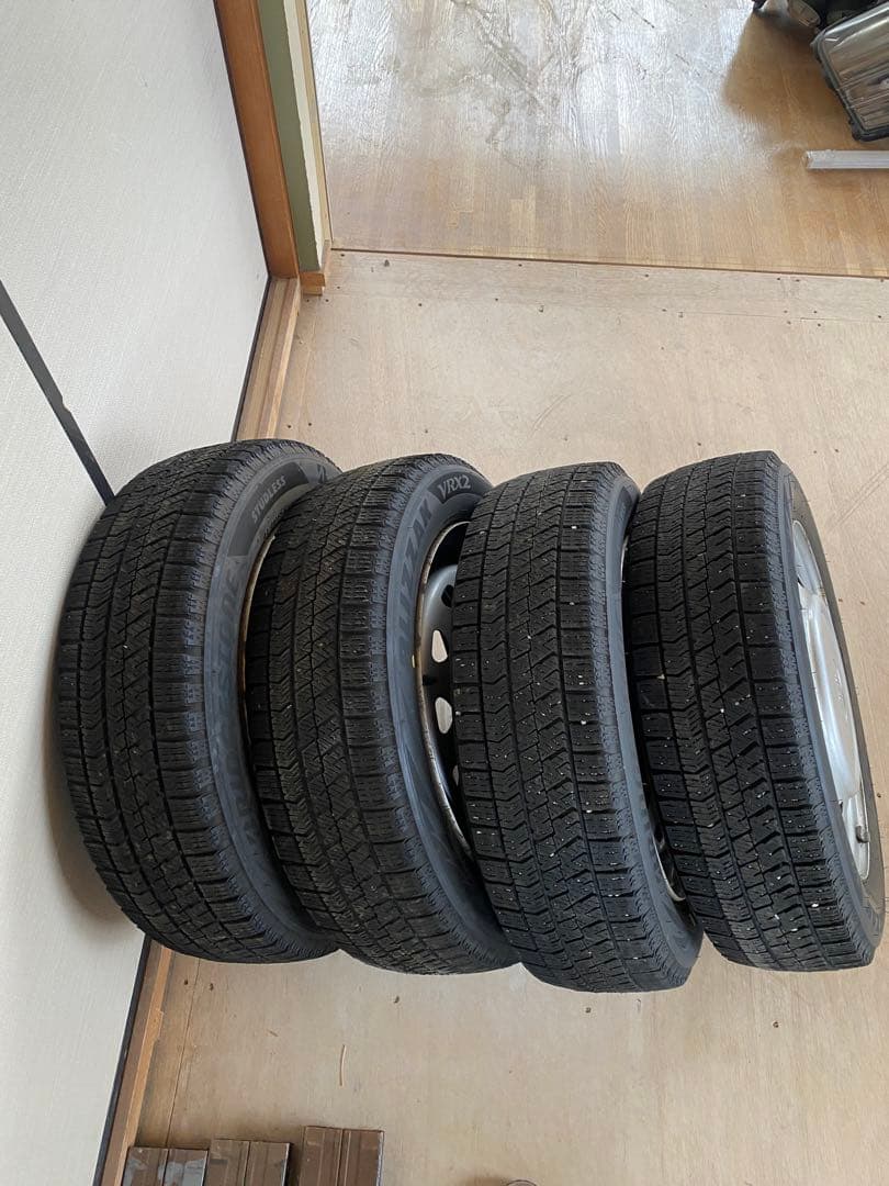 土日限定価格　軽自動車全般　送料込み　バリ溝　スタッドレス　155 65 14