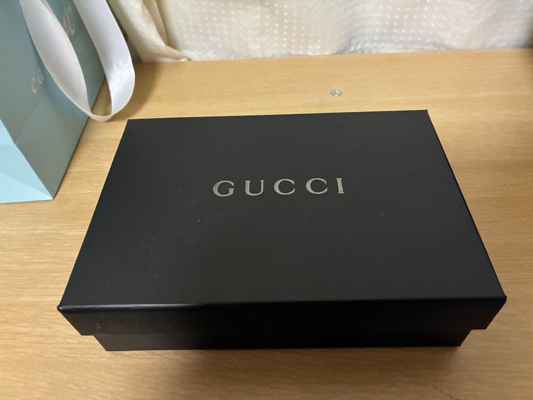GUCCI ブラック GGパターン ポーチ