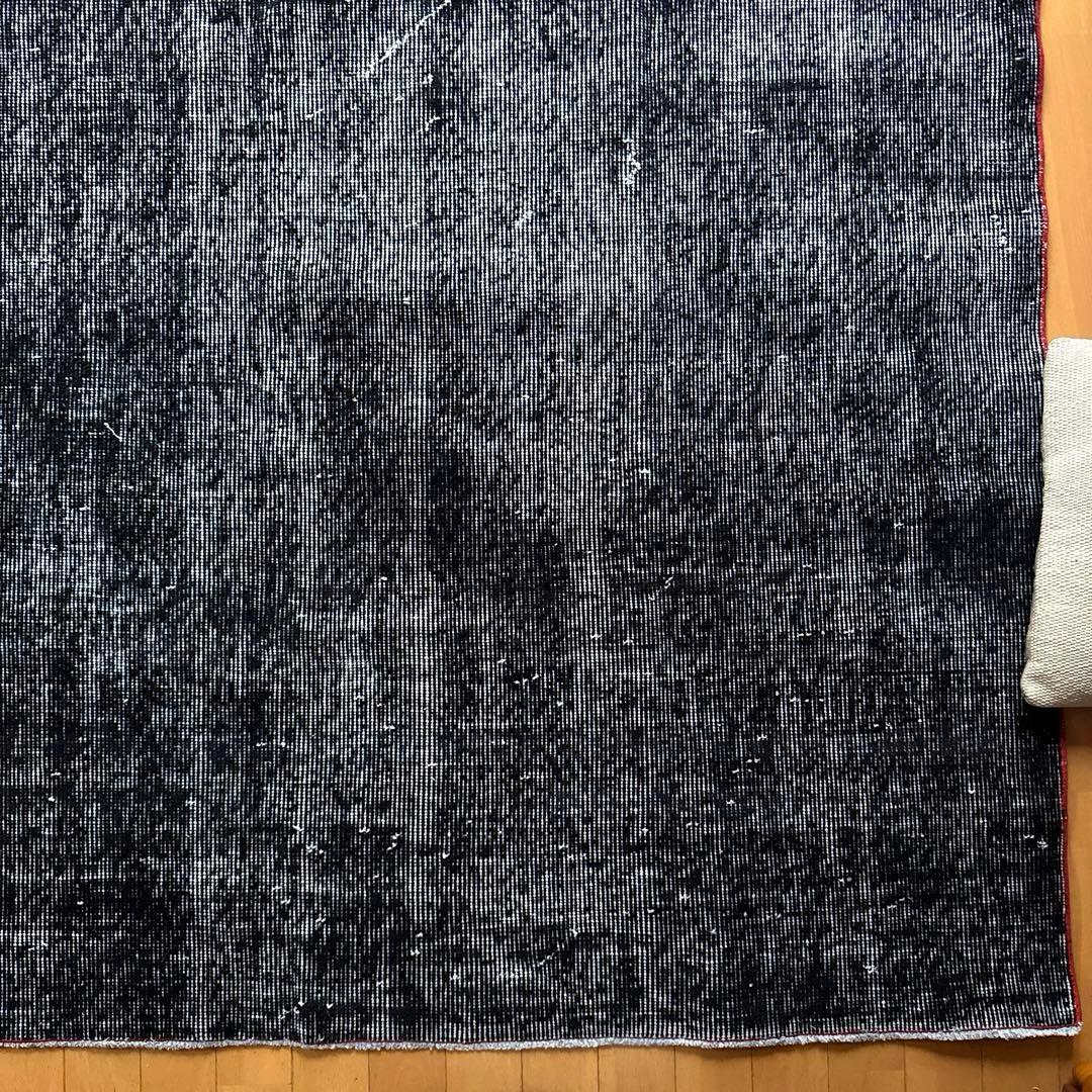 116.5×213.5オーバーダイ　ワンカラー赤ステッチ　トルコヴィンテージラグ