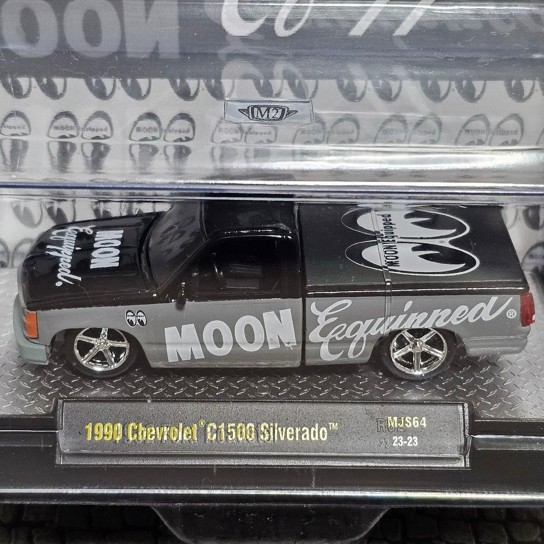 M2マシーン　ムーンアイズ　シボレー　C1500 　1/64　新品未開封
