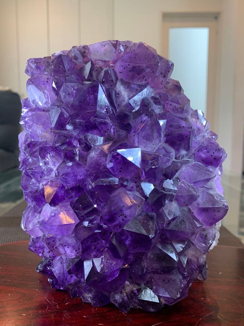 別名：シェブロンアメジスト、スピリットクォーツ本物の石。