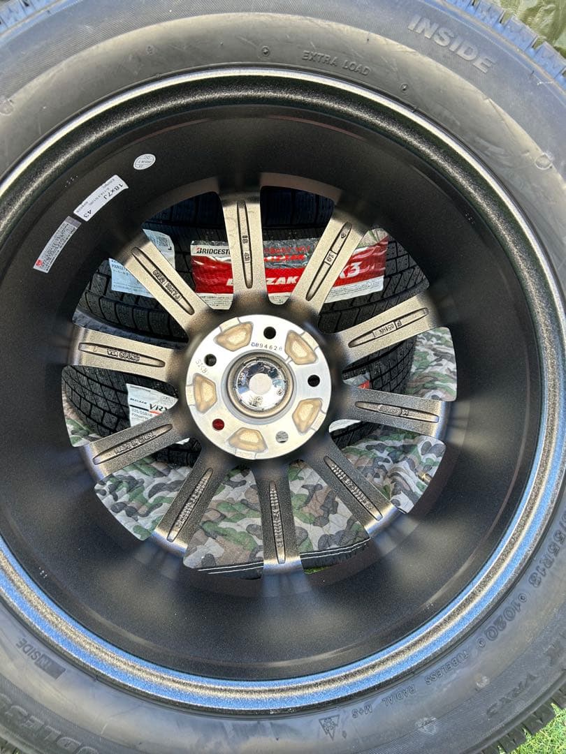 ［新品未使用］スタッドレスタイヤ＋ホイールセット 225/55R18