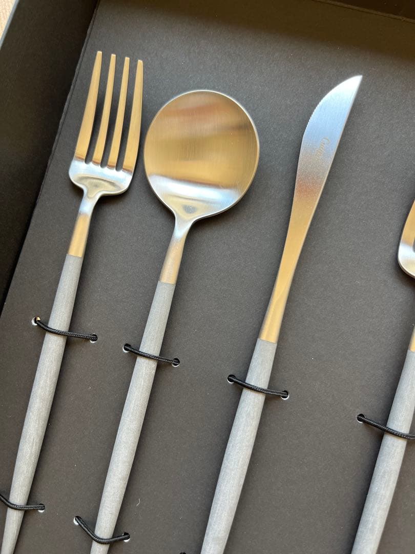 クチポール　デザートセット　グレー×シルバー　ショッパー付き