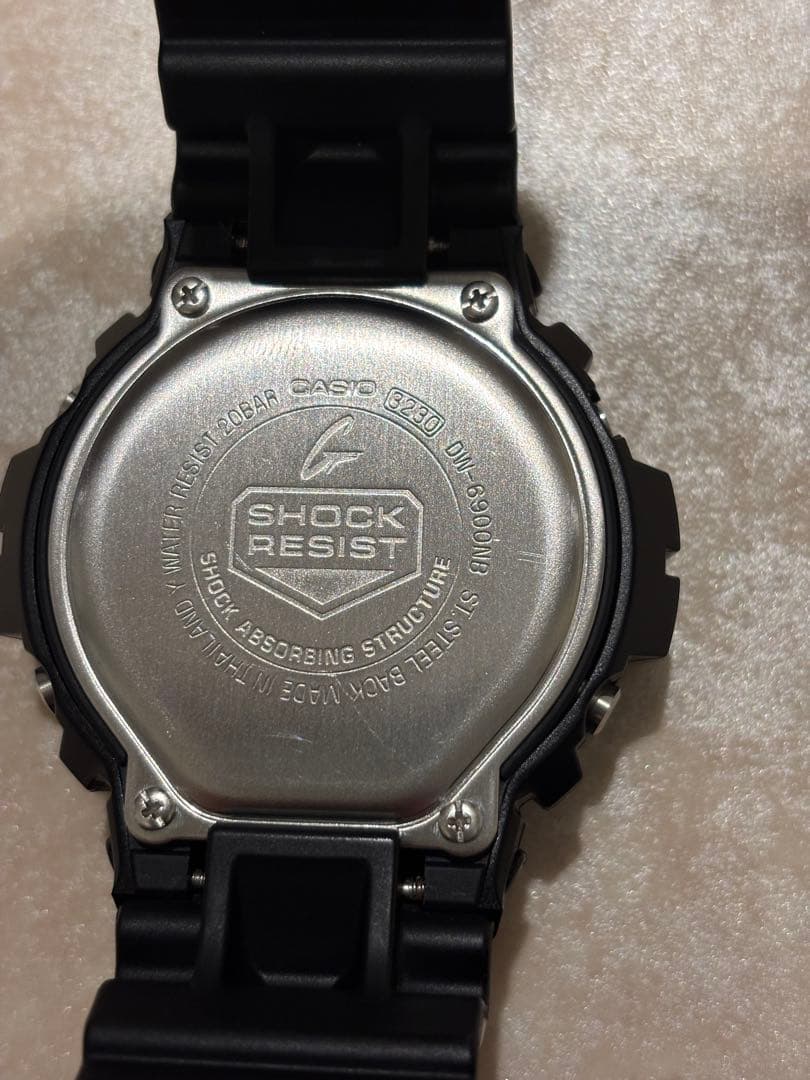 美品CASIO G-SHOCK DW-6900NB メンテナンス済