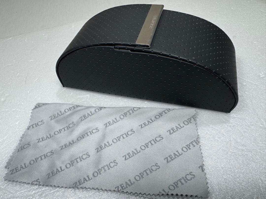 ジール　Vanq Titanium サングラス　zealバンク　タレックス　偏光