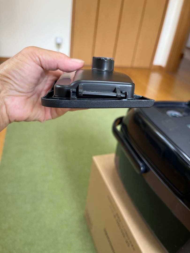 アイリスオーヤマ炊飯器5.5合炊き　KRC-PCA50-B