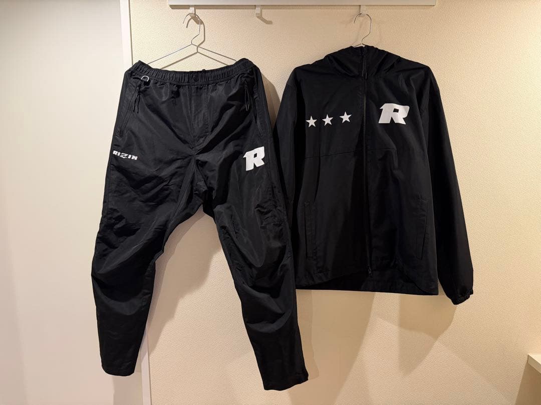 RIZIN フード付きジャケット・パンツセット ブラック
