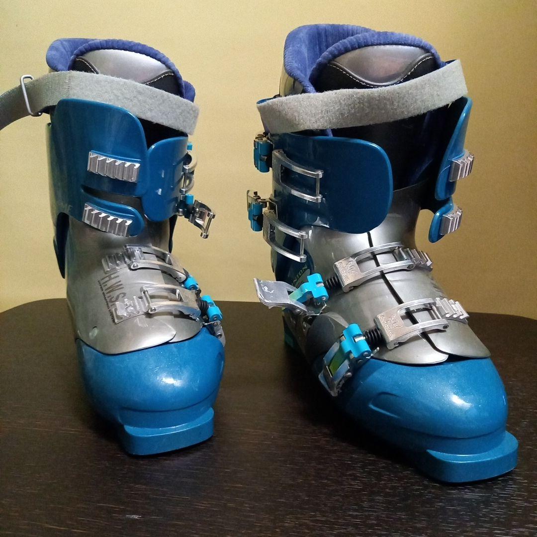 スキー ブーツ