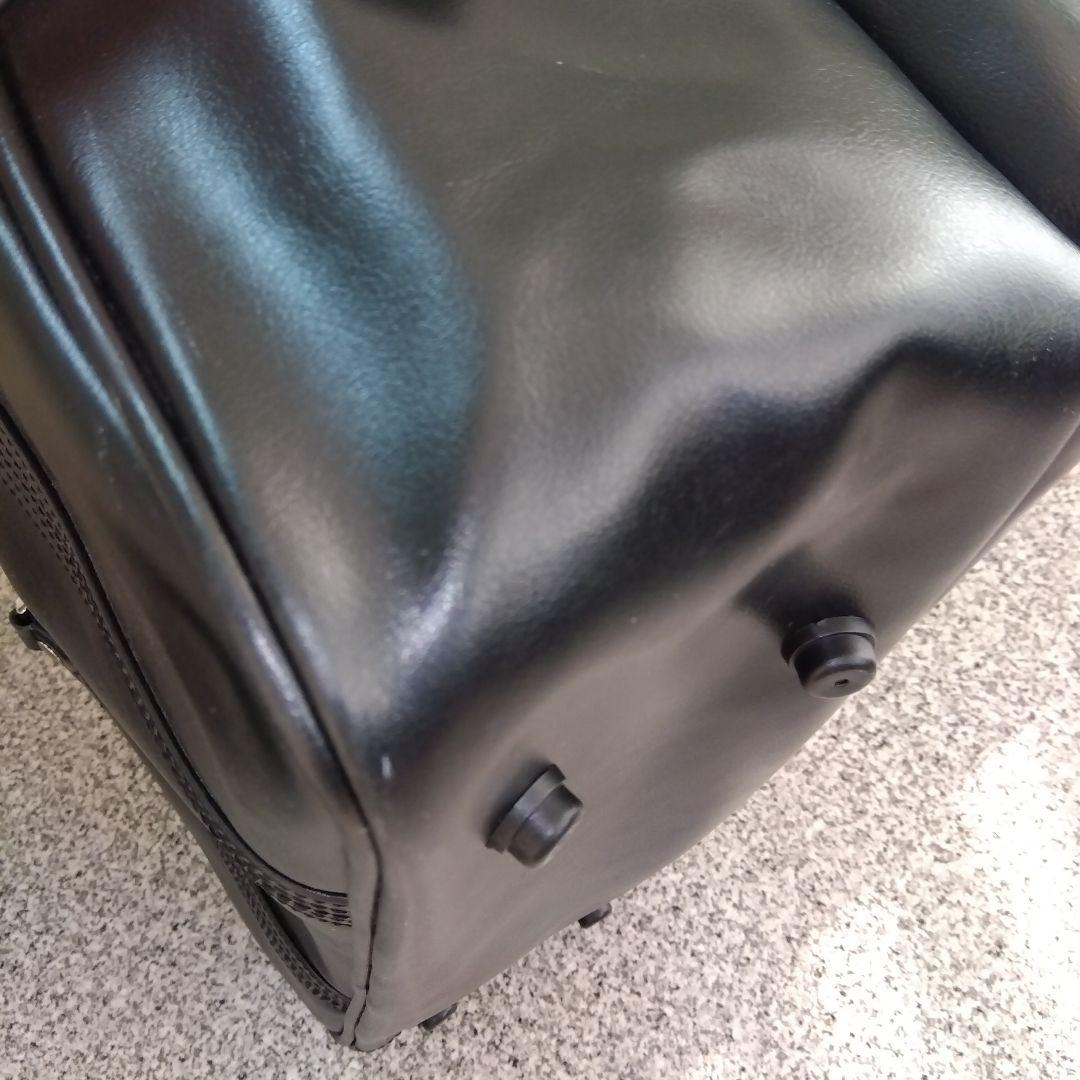 良品EAST BOYイースボーイ　黒ブラック✕ピンク刺繍スクールバッグ合成皮革