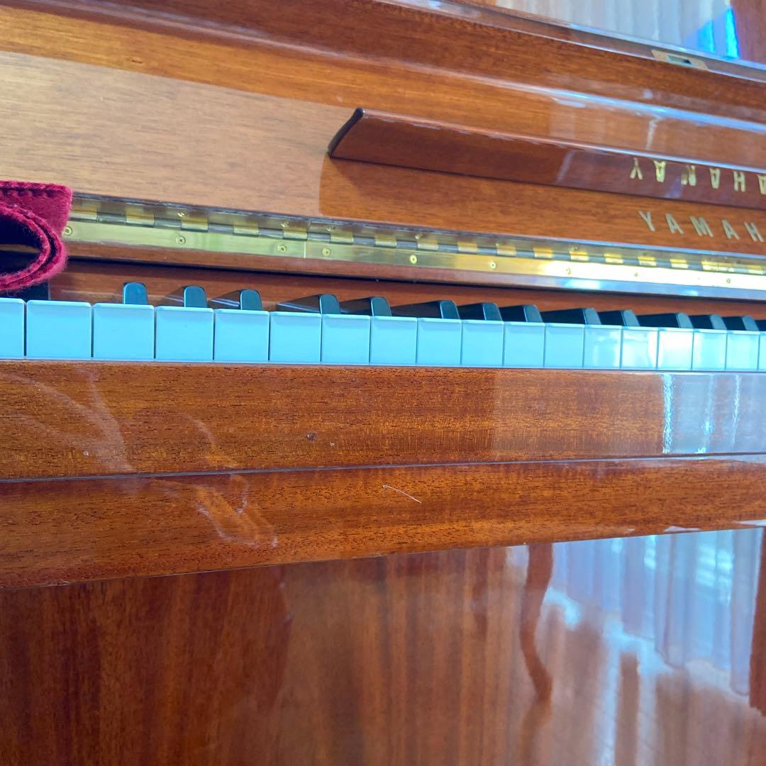 YAMAHA W106B アップライトピアノ　木目調　猫足タイプ
