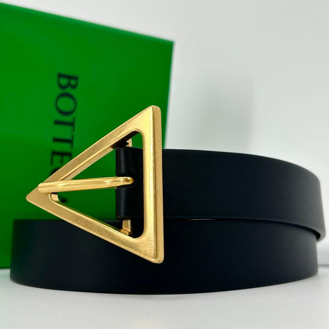 M*o様 未使用級✨ボッテガヴェネタ ベルト トライアングル ゴールド ブラック