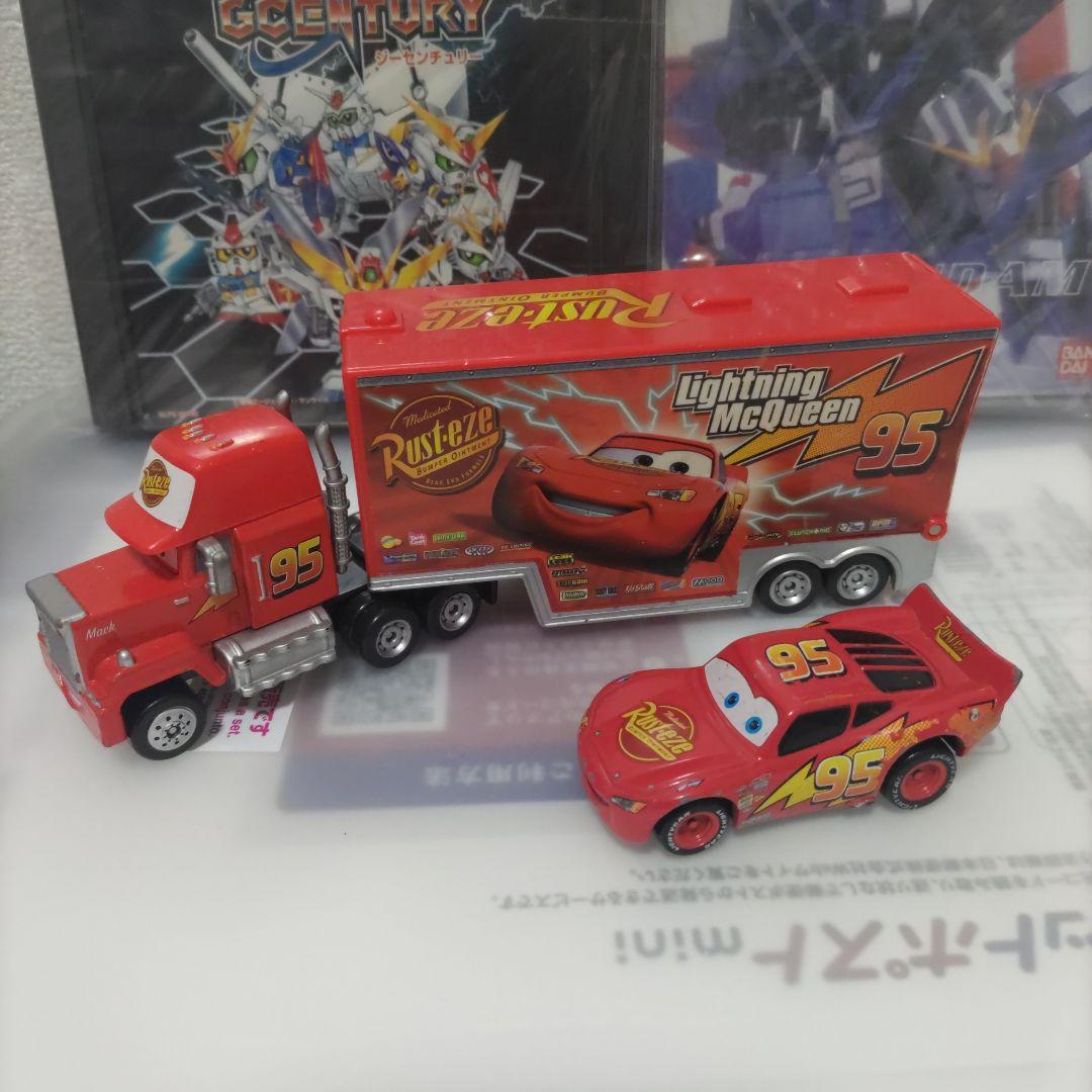 希少ディズニーピクサー2006年初期モデルカーズ ライトニングマックイーンセット